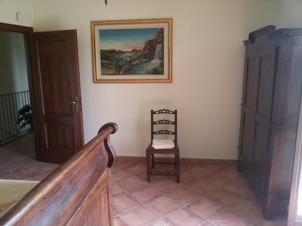 Villa Azienda Agricola Cascina Margherita San Damiano dʼAsti Exterior foto